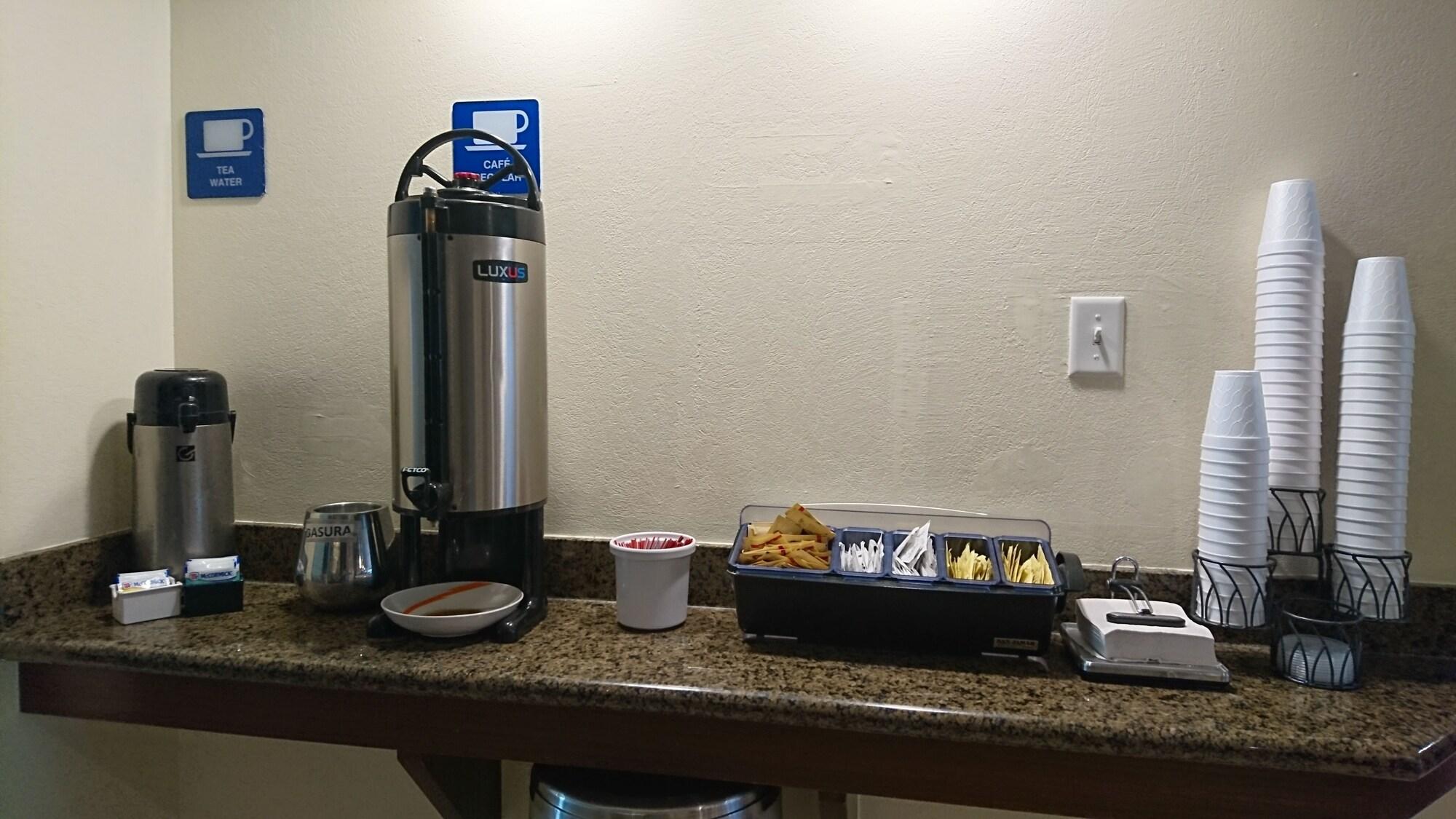 Microtel Inn And Suites By Wyndham Ciudad Juarez, Us Consulate Extérieur photo